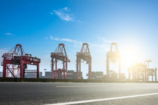 Export extra-Ue in forte calo ad agosto: -8,1% in un mese, -7,7% su base annua