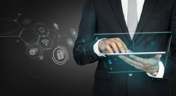 Digitale: crescono le imprese “Esperte”, ma il 42% è ancora indietro